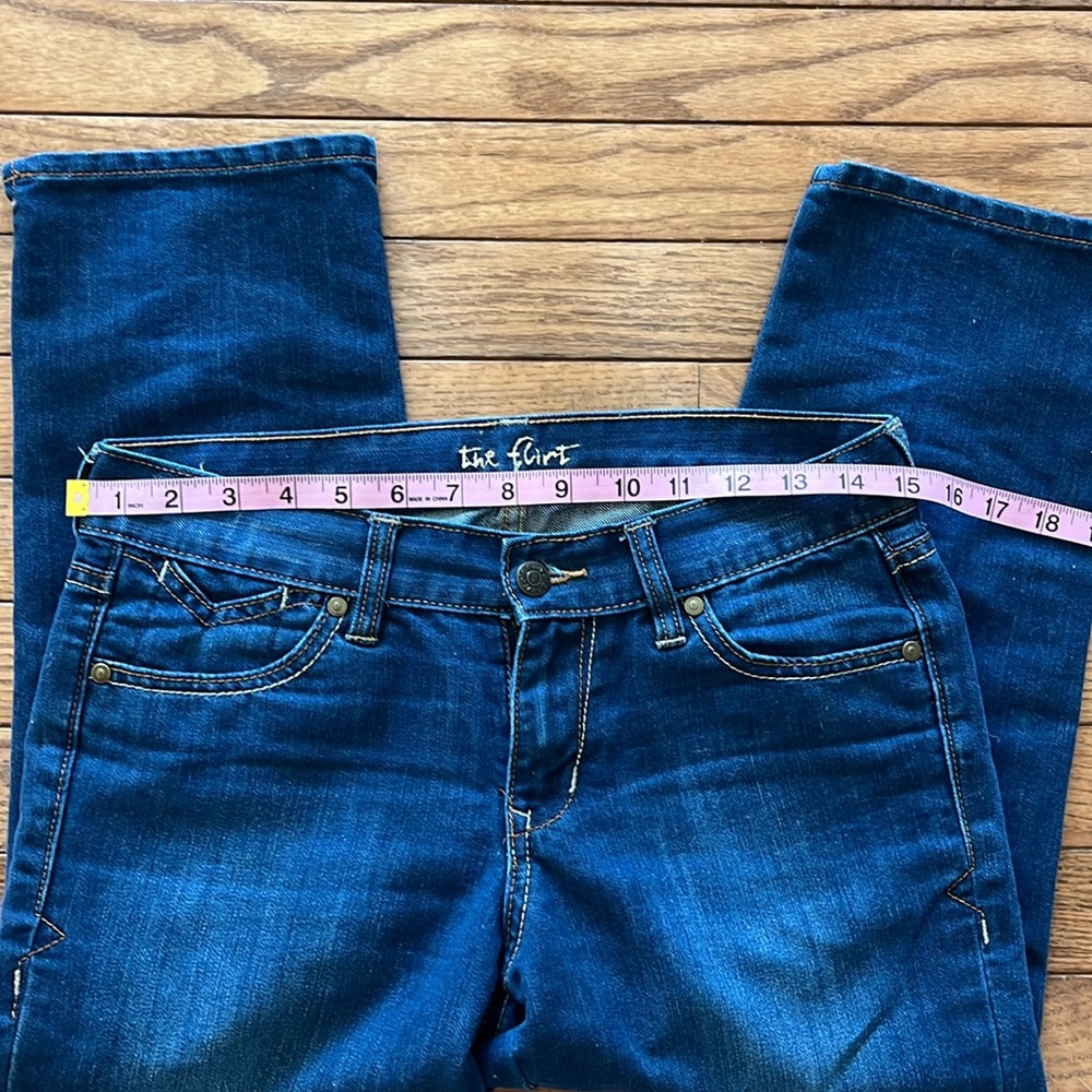 💥 Old Navy Denim Capris 👖 - Picture 4 of 6